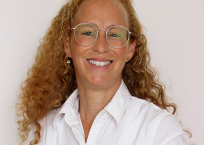 MAYA KEREN